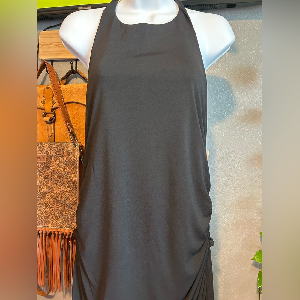 Zara Sophisticated Black Backless Halter Dress - Picture 5 of 11
